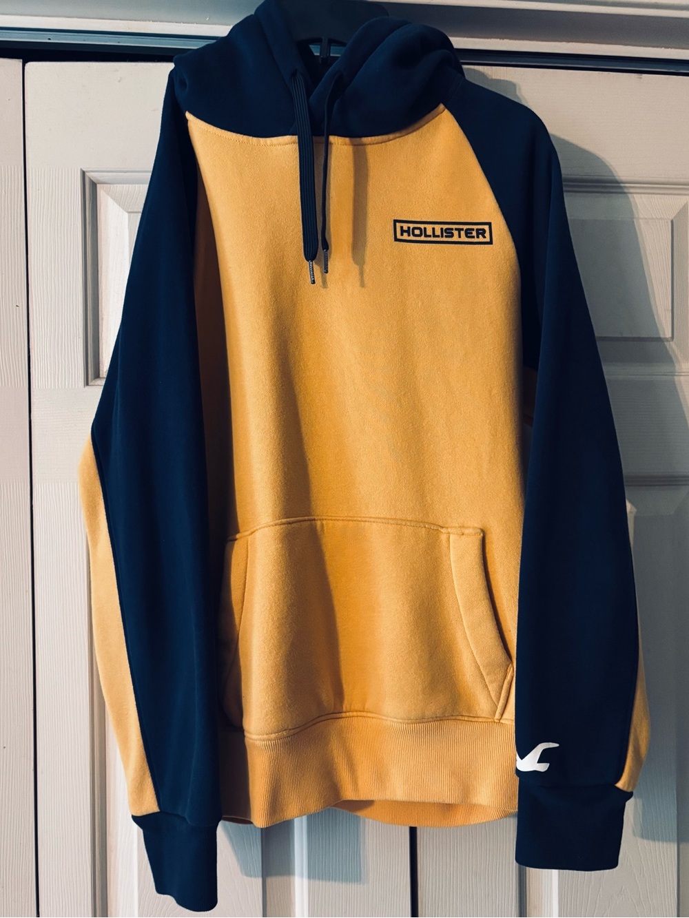 Hollister Yellow and Navy Mens Hoodie Size M